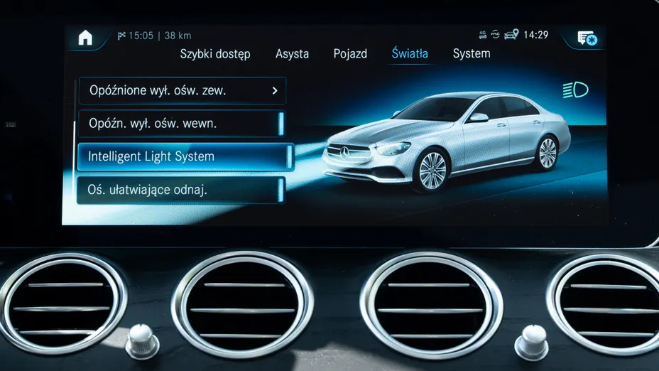 MERCEDES-BENZ E Klasa E 220 d 4-Matic AMG