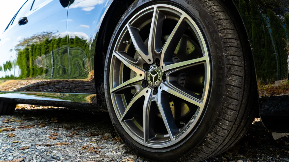 MERCEDES-BENZ E Klasa E 220 d 4-Matic AMG