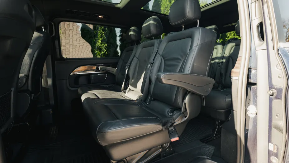 MERCEDES-BENZ V Klasa V 300 d 4-Matic Avantgarde 9G-Tronic (długi)