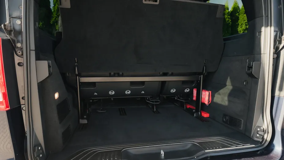 MERCEDES-BENZ V Klasa V 300 d 4-Matic Avantgarde 9G-Tronic (długi)