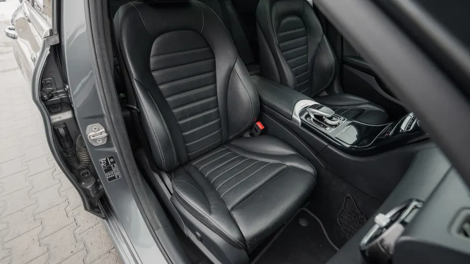 MERCEDES-BENZ C Klasa C 400 4-Matic 9G-TRONIC