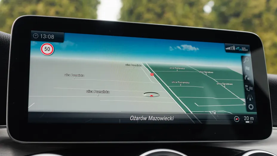 MERCEDES-BENZ C Klasa C 400 4-Matic 9G-TRONIC