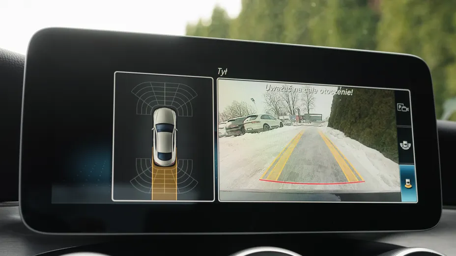 MERCEDES-BENZ C Klasa C 300 9G-TRONIC