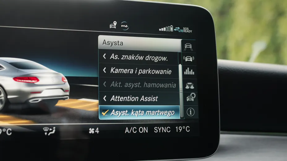 MERCEDES-BENZ C Klasa C 300 9G-TRONIC