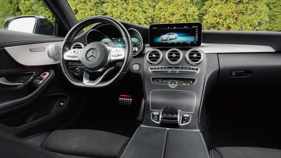 MERCEDES-BENZ C Klasa C 300 9G-TRONIC