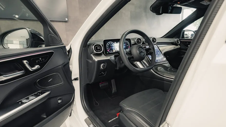 MERCEDES-BENZ C Klasa C 300 de PHEV 4-Matic AMG