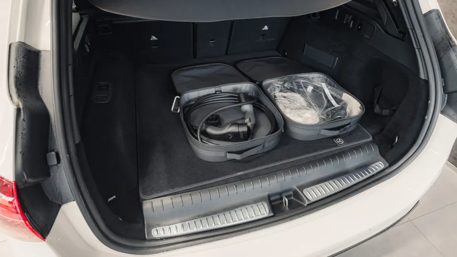 MERCEDES-BENZ C Klasa C 300 de PHEV 4-Matic AMG