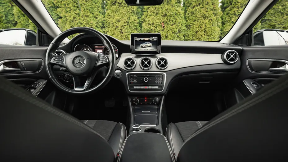 MERCEDES-BENZ CLA CLA 200 (CDI) d 4-Matic