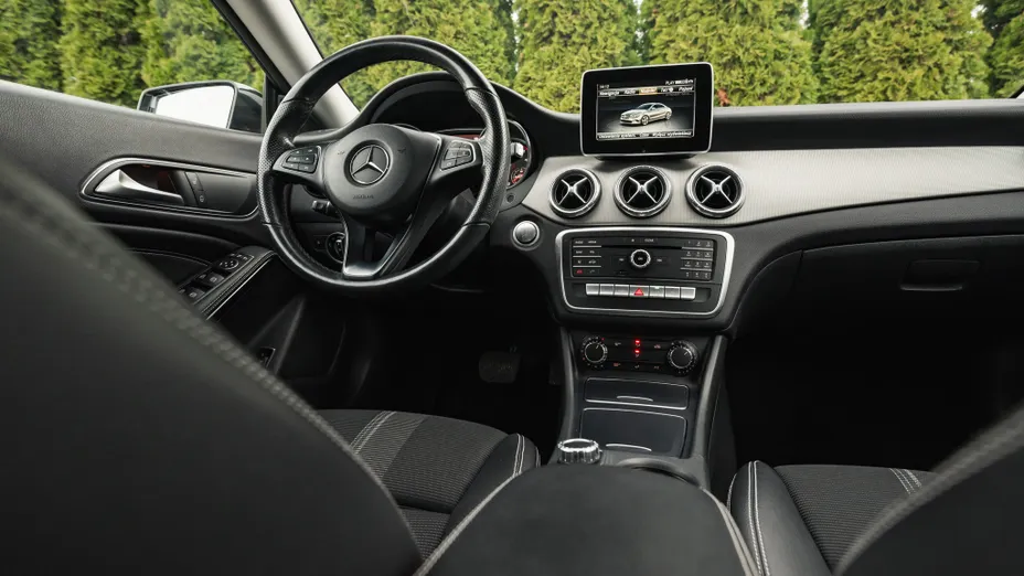 MERCEDES-BENZ CLA CLA 200 (CDI) d 4-Matic