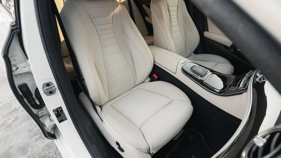 MERCEDES-BENZ E Klasa E 220 d