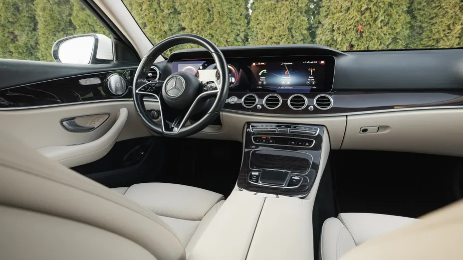 MERCEDES-BENZ E Klasa E 220 d