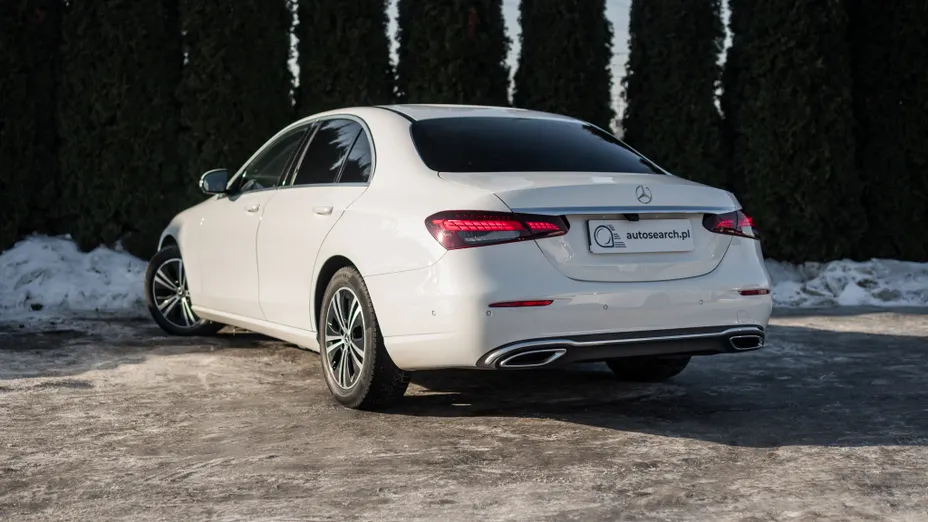 MERCEDES-BENZ E Klasa E 220 d