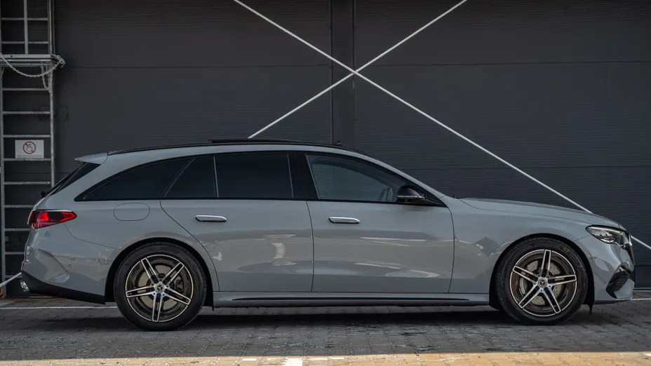 MERCEDES-BENZ E Klasa E 300 d 4-Matic AMG