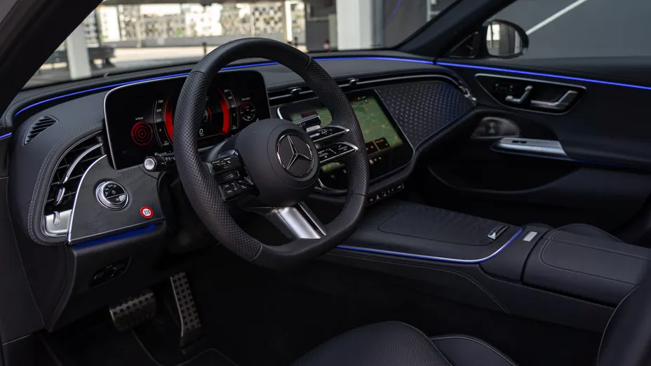 MERCEDES-BENZ E Klasa E 300 d 4-Matic AMG