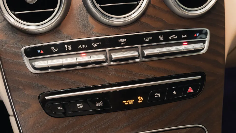 MERCEDES-BENZ GLC GLC 300 e 4-Matic