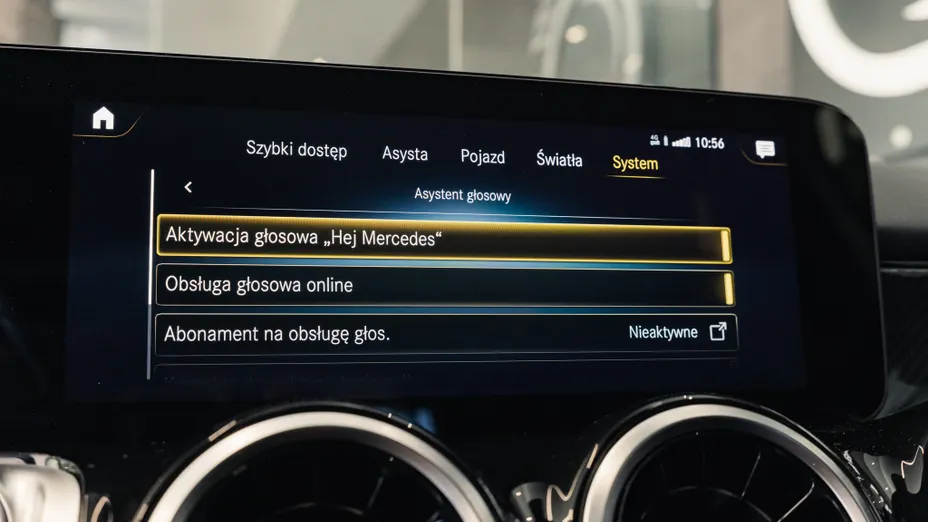 MERCEDES-BENZ GLB GLB 200 4-Matic AMG Line 8G-DCT