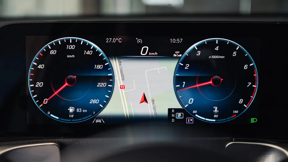 MERCEDES-BENZ GLB GLB 200 4-Matic AMG Line 8G-DCT