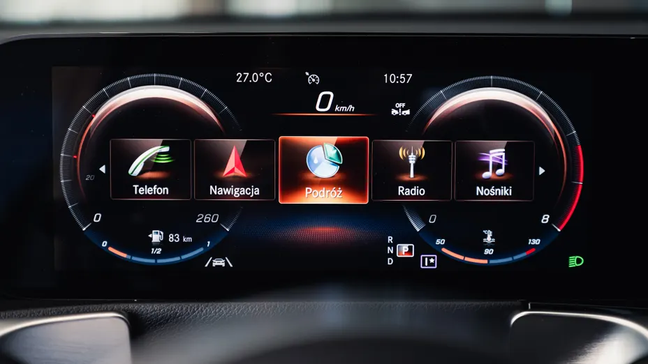MERCEDES-BENZ GLB GLB 200 4-Matic AMG Line 8G-DCT