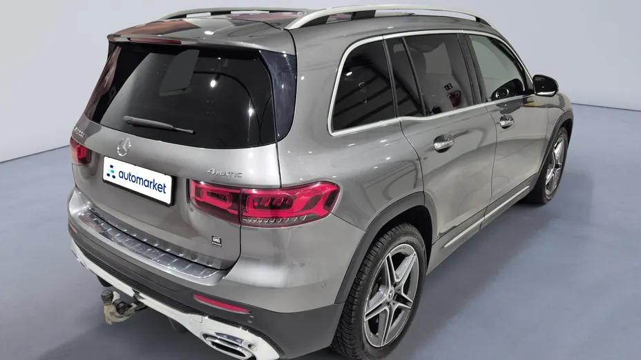 MERCEDES-BENZ GLB GLB 220 d 4-Matic AMG Line 8G-DCT