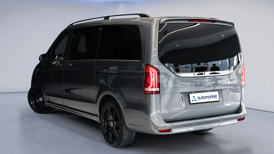 MERCEDES-BENZ V Klasa V 300 d 4-Matic 9G-Tronic (długi)