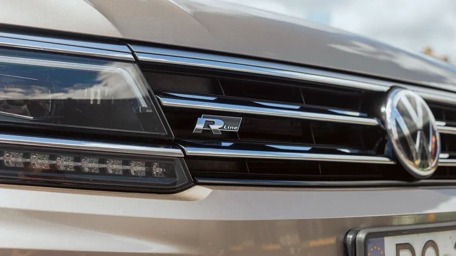 VOLKSWAGEN Tiguan Tiguan 2.0 TSI 4Mot. R-Line DSG