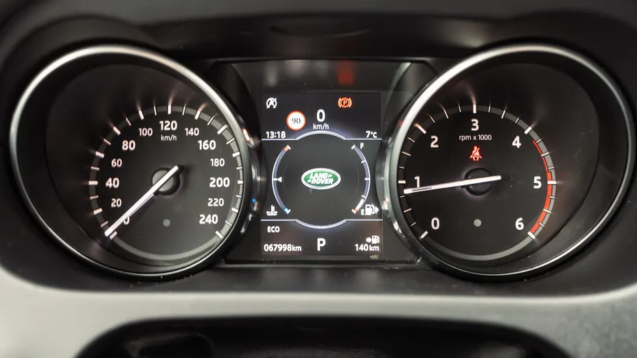 LAND ROVER Discovery Sport Discovery Sport 2.0 D150 R-Dynamic SE aut