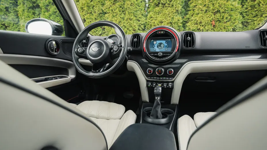 MINI [BMW] Countryman Cooper SE ALL4 aut