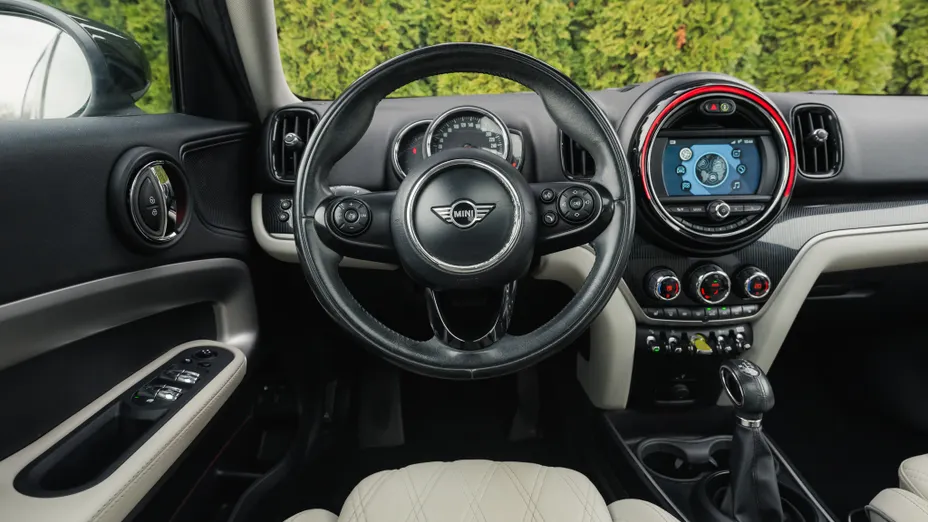 MINI [BMW] Countryman Cooper SE ALL4 aut