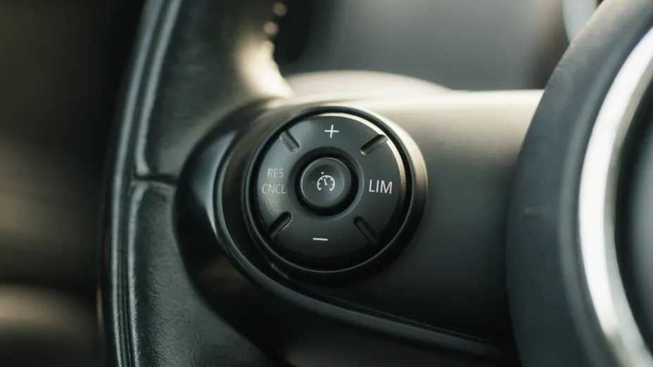 MINI [BMW] Countryman Cooper SE ALL4 aut