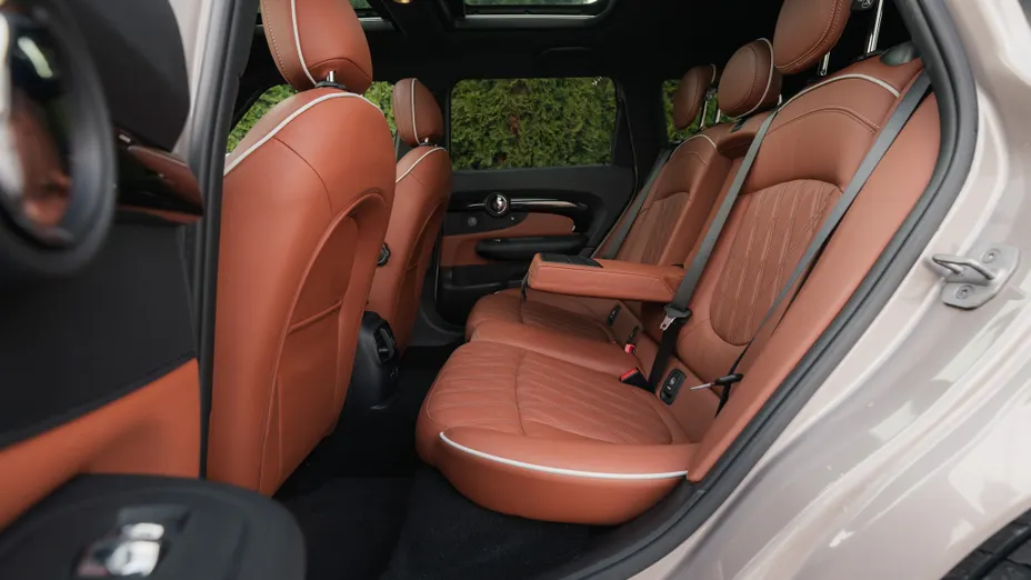 MINI [BMW] Clubman John Cooper Works ALL4 sport-aut