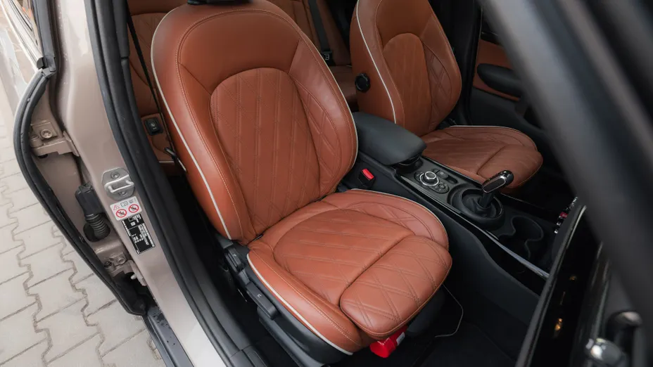 MINI [BMW] Clubman John Cooper Works ALL4 sport-aut