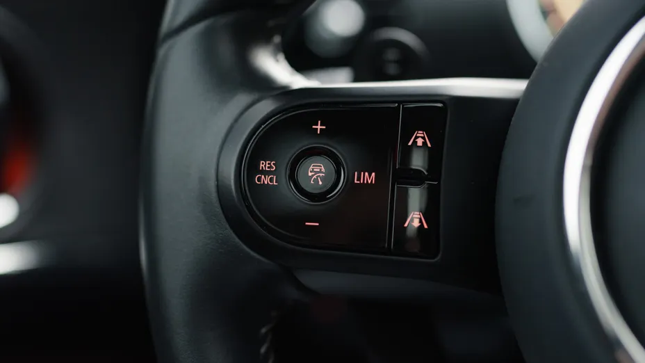 MINI [BMW] Clubman John Cooper Works ALL4 sport-aut