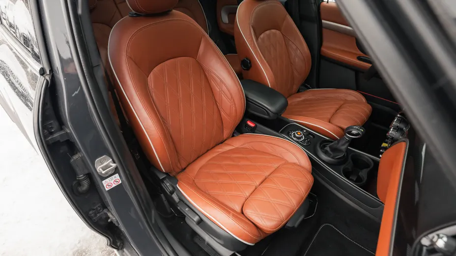 MINI [BMW] Countryman Cooper SE ALL4 MINI Yours Trim aut