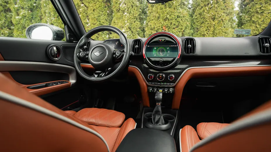 MINI [BMW] Countryman Cooper SE ALL4 MINI Yours Trim aut