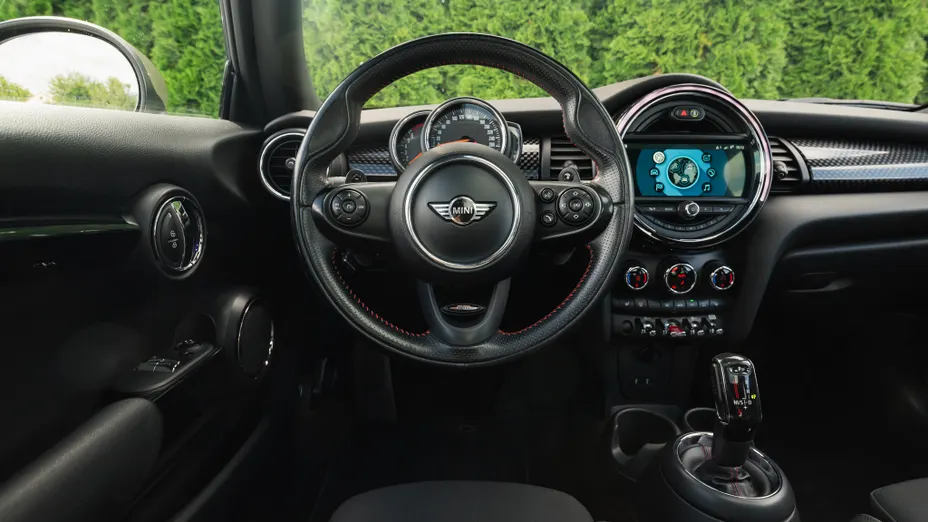 MINI [BMW] Mini Cooper S sport-aut