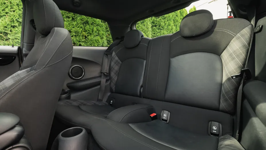 MINI [BMW] Mini Cooper S sport-aut