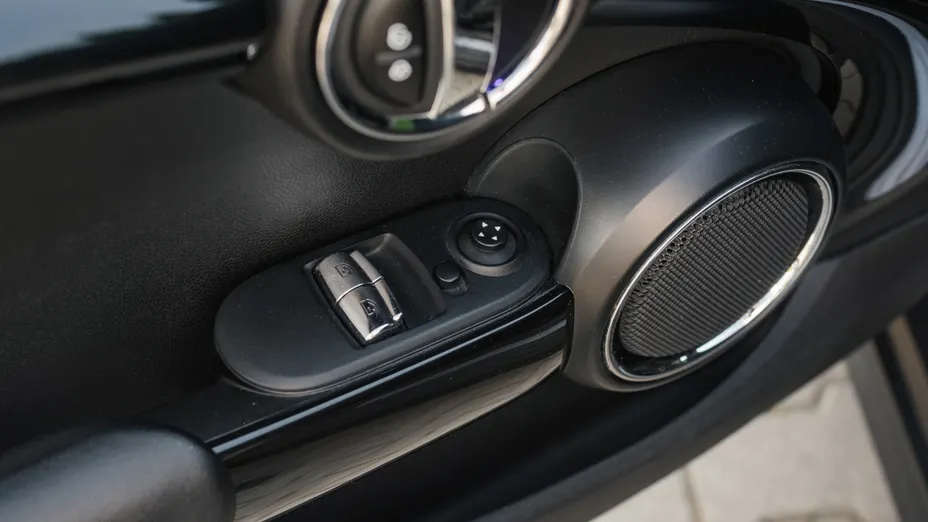 MINI [BMW] Mini Cooper S sport-aut