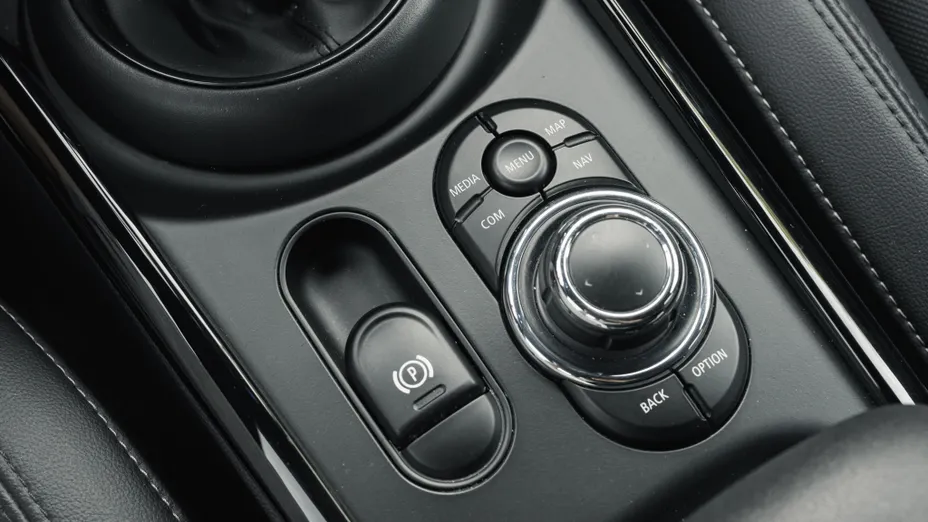 MINI [BMW] Clubman Cooper S aut
