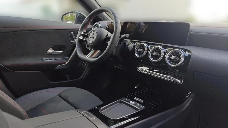 MERCEDES-BENZ CLA CLA 200 mHEV AMG Line 7G-DCT Nowy