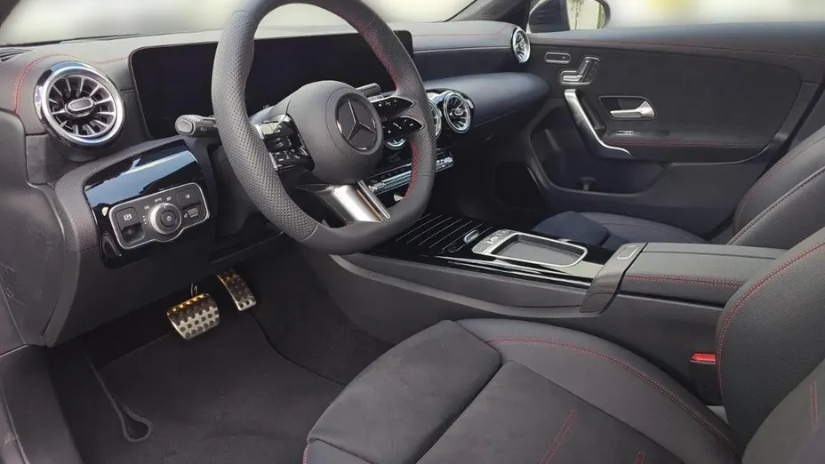 MERCEDES-BENZ CLA CLA 200 mHEV AMG Line 7G-DCT Nowy