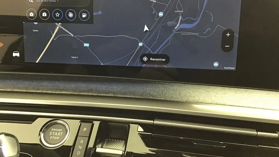 PEUGEOT 3008 -