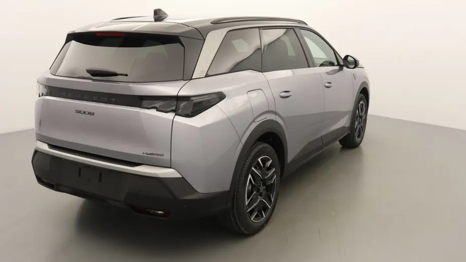 PEUGEOT 5008 -
