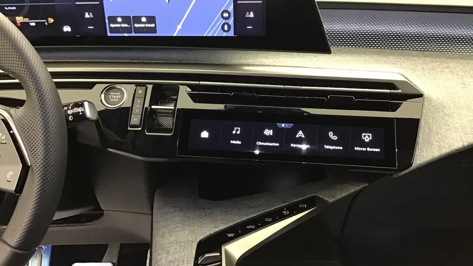 PEUGEOT 5008 -