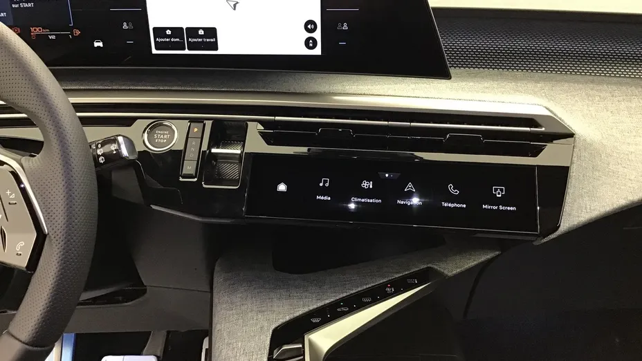 PEUGEOT 5008 -