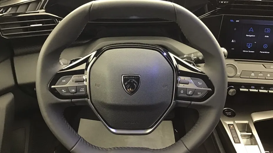 PEUGEOT 308 -