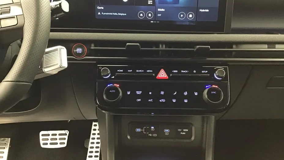 HYUNDAI Tucson -