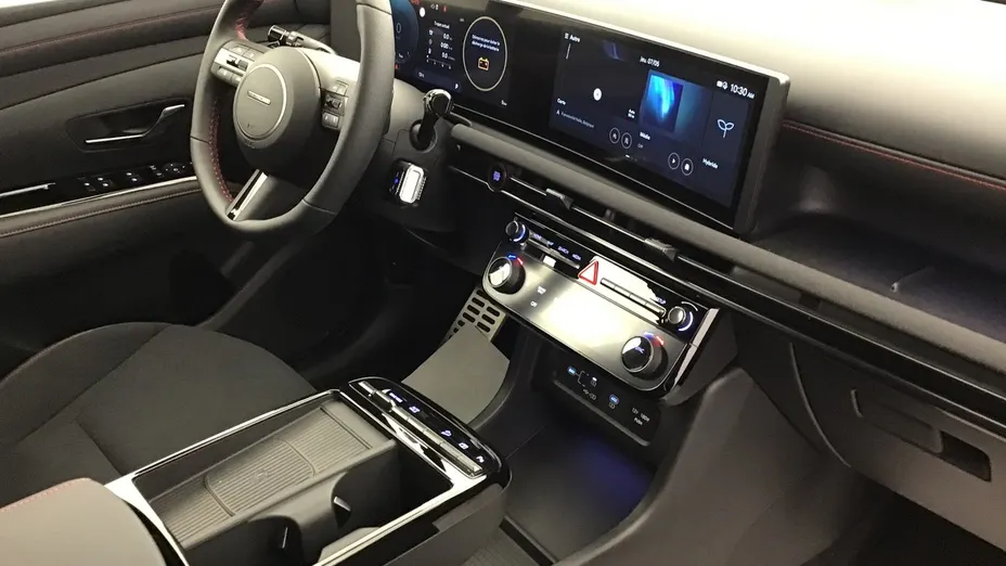 HYUNDAI Tucson -