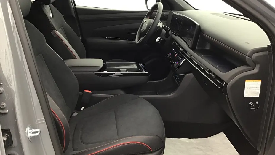 HYUNDAI Tucson -
