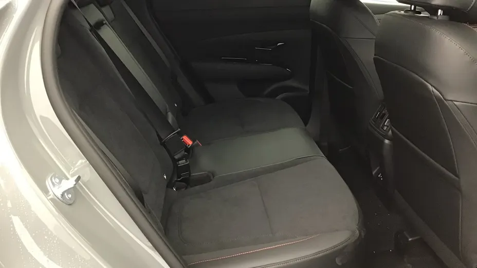 HYUNDAI Tucson -