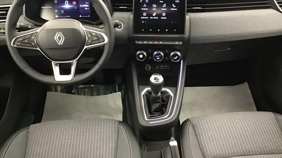 RENAULT Clio -